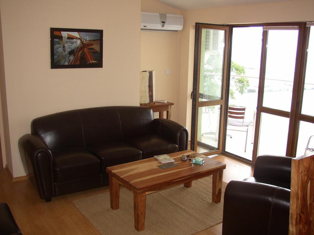 Balchik English House Exterior photo